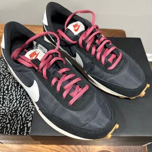 Nike waffle sneakers